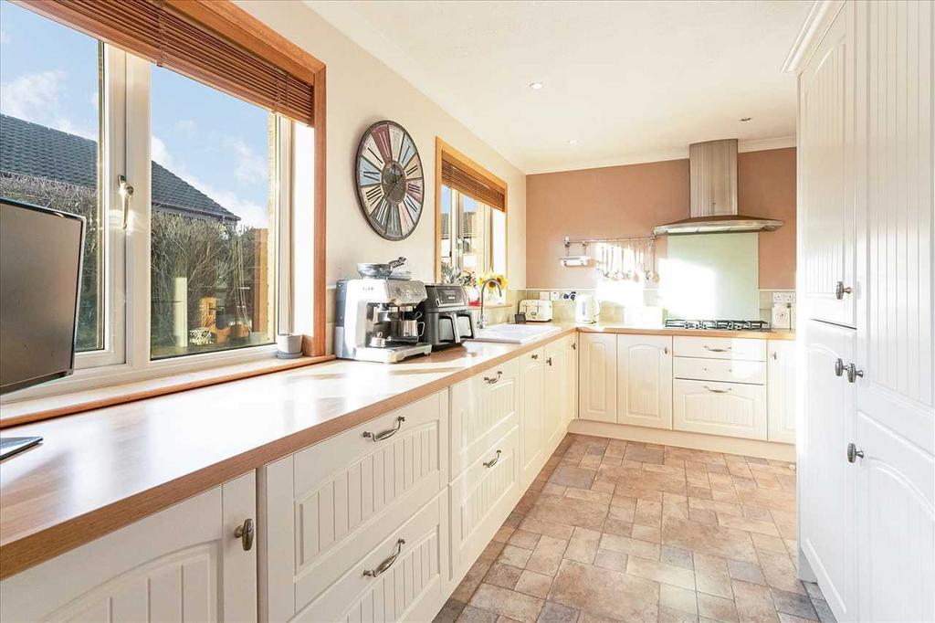 Kitchen (1)