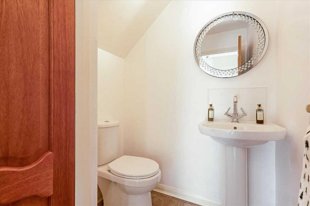 Lower Level WC
