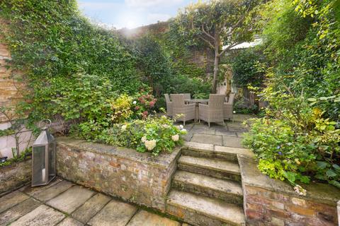 7 Eldon Road, London, W8 5PU
