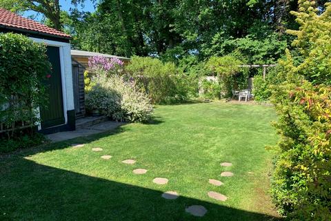 4 bedroom detached bungalow for sale, Elmfield Road, Potters Bar, EN6