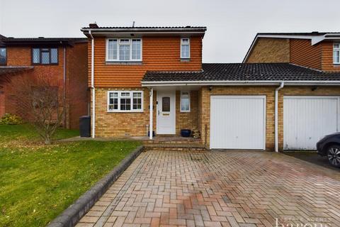 4 bedroom link detached house for sale, Stockbridge Close, Basingstoke RG24