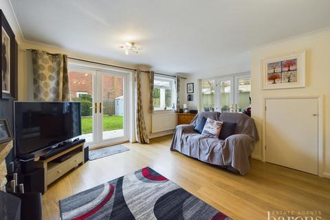 34 Stockbridge Close, Chineham, Basingstoke, RG24 8WS