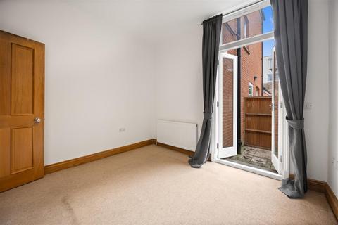 1 bedroom flat to rent, Hillfield Road, West Hampstead NW6