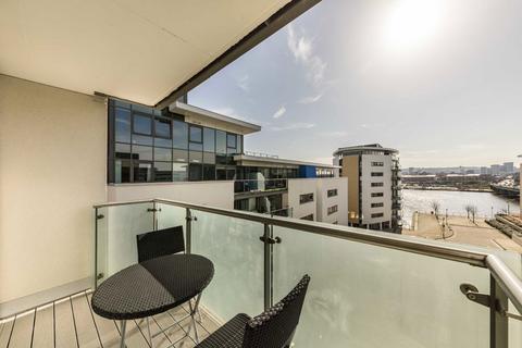 undefined, Gallions Road, London E16