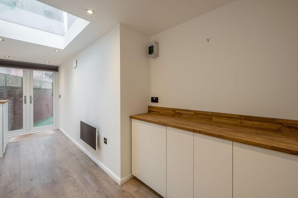 Garden Room/ Study 1