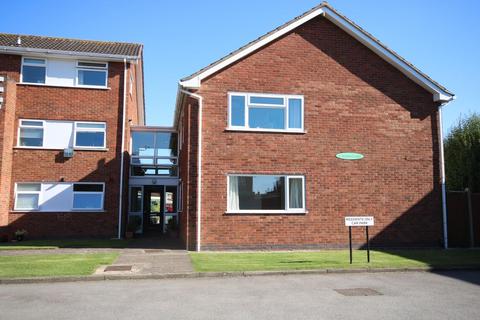 2 bedroom flat to rent, Coniston Way, Nuneaton, CV11 6DB