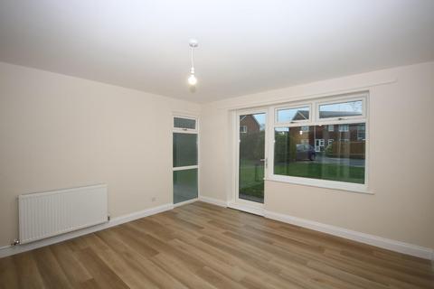 2 bedroom flat to rent, Coniston Way, Nuneaton, CV11 6DB