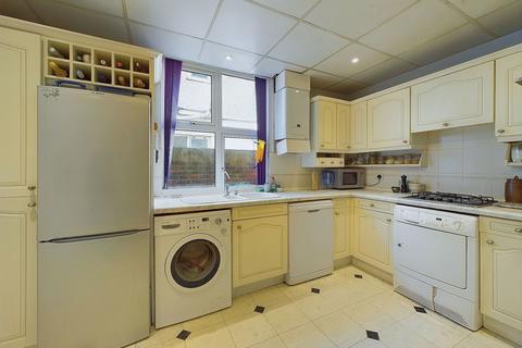 5 bedroom detached house for sale, Langdale Gardens, Hove, BN3 4HJ