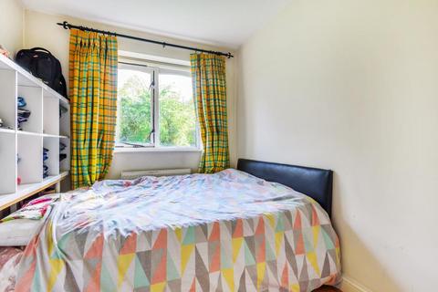 2 bedroom flat for sale, Clandon Gardens,  Finchley,  N3