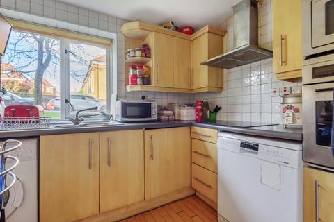 2 bedroom flat for sale, Clandon Gardens,  Finchley,  N3