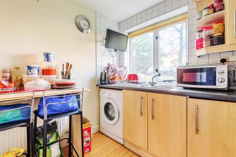 2 bedroom flat for sale, Clandon Gardens,  Finchley,  N3