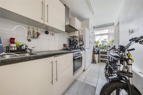 2 bedroom apartment for sale, Arnewood Close, Roehampton, SW15