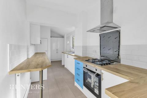 18 Keble Avenue, Oldham, OL8 4HN