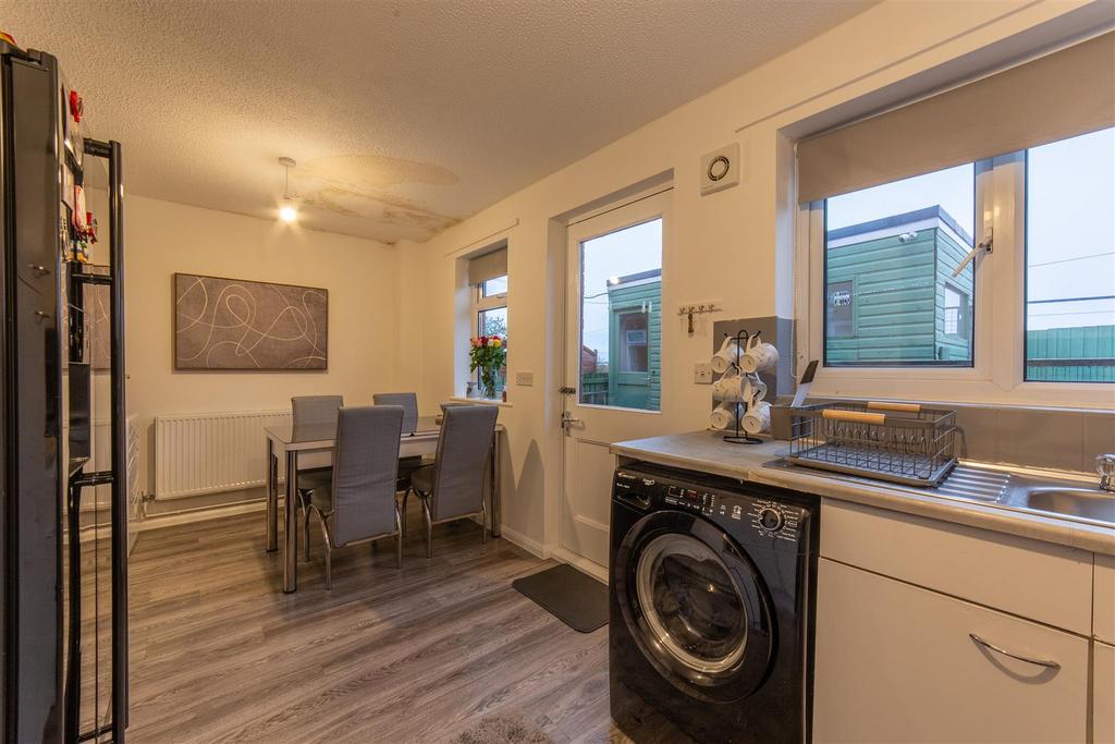 7 Canal Close-13.jpg