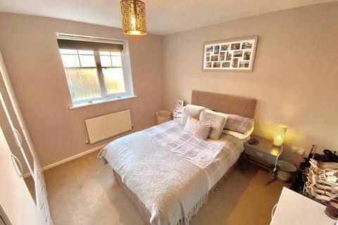 35 Foster Drive, Gateshead, NE8 3JA
