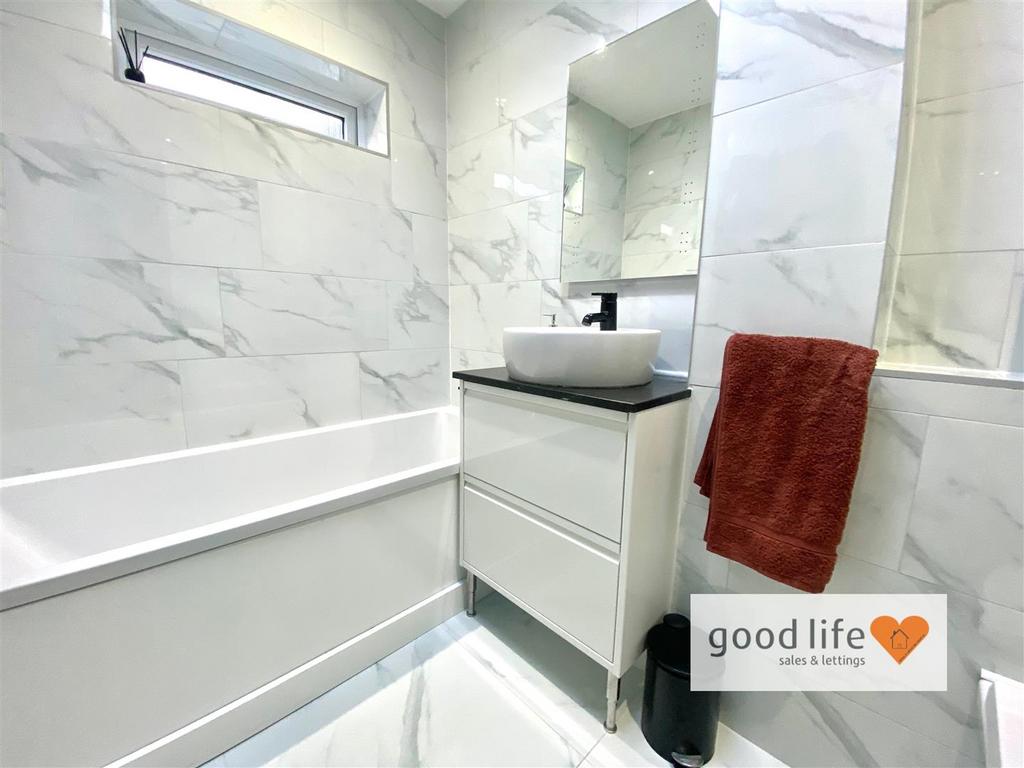20250115 111934695 i OS1eastfieldstreet.jpg