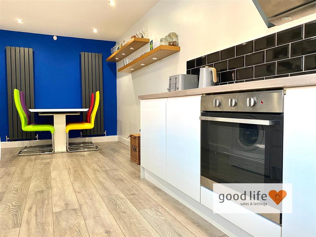 20250115 111732602 i OS1eastfieldstreet.jpg