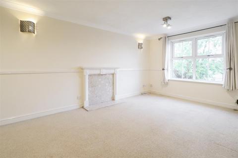 2 bedroom apartment to rent, Wilson Green, Coventry CV3