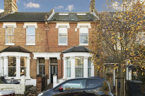 2 bedroom flat for sale, Avenue Road, London W3