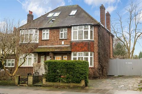 4 bedroom semi-detached house for sale, Kew Road, Kew, TW9