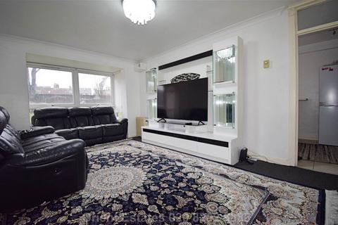 2 bedroom flat for sale, Raffles House, Hendon