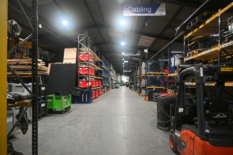 Warehouse to rent, Milton Keynes MK1