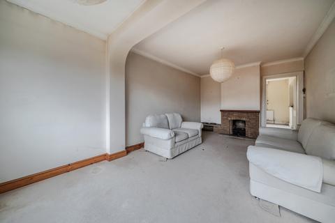 23 High Street, West End, Woking, GU24 9PL