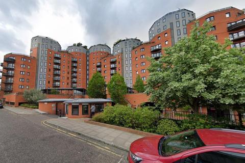 1 bedroom flat to rent, New Atlas Wharf Arnhem Place, London E14