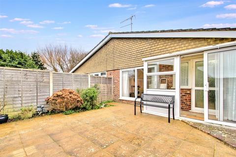 7 Westlands, Ferring, Worthing, BN12 5JQ