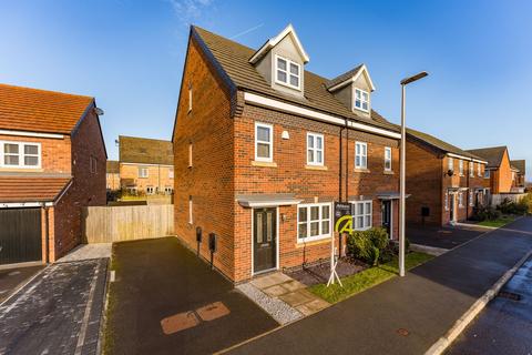 3 bedroom semi-detached house for sale, Brookwood Avenue, Widnes WA8