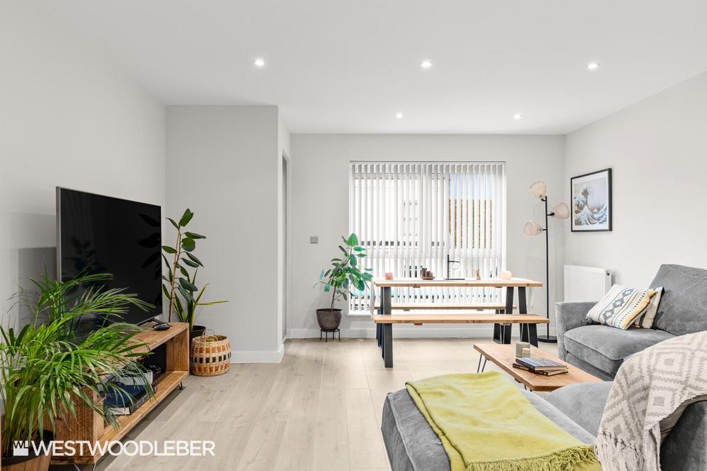 Astoria Place 14.jpg