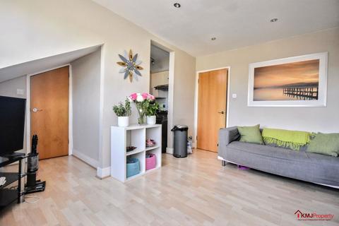 2 bedroom flat for sale, Upper Grosvenor Road, Tunbridge Wells, Kent, TN1 2DY