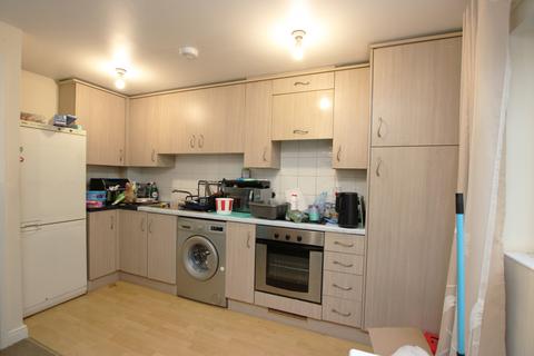 2 bedroom ground floor flat for sale, Poppy Fields, Kettering, Northamptonshire, NN16