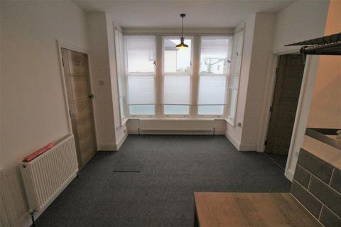 1 bedroom apartment to rent, Electric Avenue, Westcliff-on-Sea