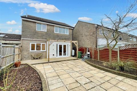 23 Ash Walk, Henstridge, Templecombe, BA8 0QB