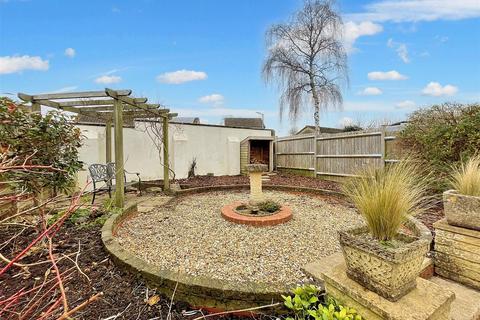 23 Ash Walk, Henstridge, Templecombe, BA8 0QB