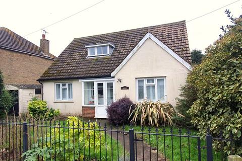 4 bedroom chalet to rent, Oxenden Square, Herne Bay, CT6