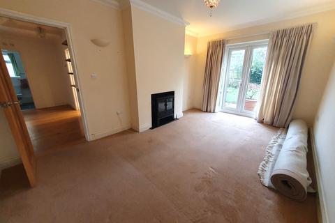 4 bedroom chalet to rent, Oxenden Square, Herne Bay, CT6