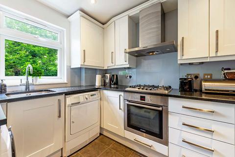 2 bedroom house for sale, Teresa Walk, London N10