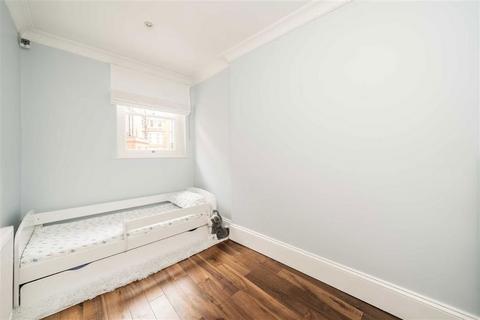 2 bedroom flat to rent, Egerton Gardens, London SW3