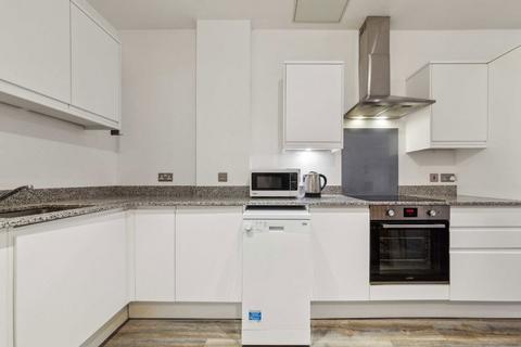 2 bedroom flat to rent, Ilford Hill, Ilford IG1