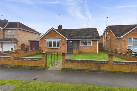 2 bedroom bungalow for sale, Stonebow Road, Drakes Broughton, Pershore, Worcestershire, WR10