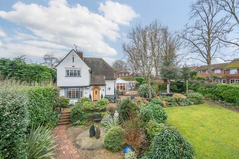 3 bedroom detached house for sale, Limmerhill Road, Berkshire RG41