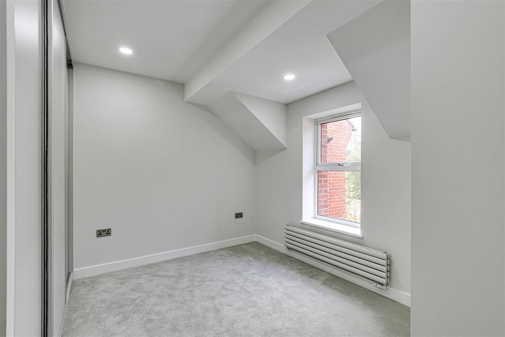 7 Bedroom.jpg