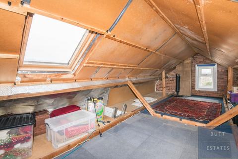 19 Anne Close, Exeter, EX4 7DL