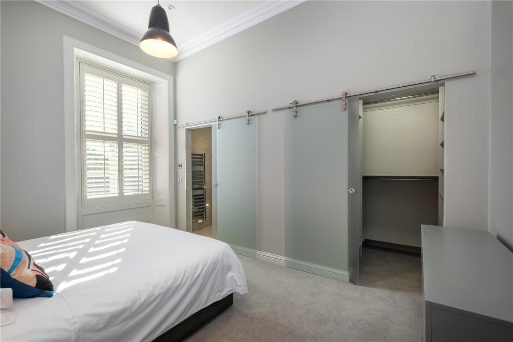 Bedroom/En Suite