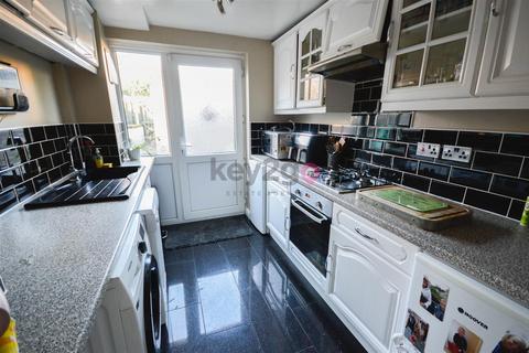 2 bedroom terraced house for sale, Daisy Walk, Beighton, Sheffield, S20