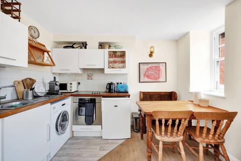 1 bedroom flat for sale, Clapham Road, Oval, London, SW9