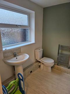 2 bedroom terraced house to rent, Lord Street, Sunderland SR3