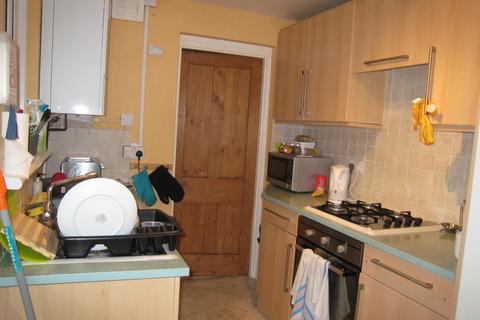 3 bedroom terraced house to rent, Dewe Road, Brighton BN2